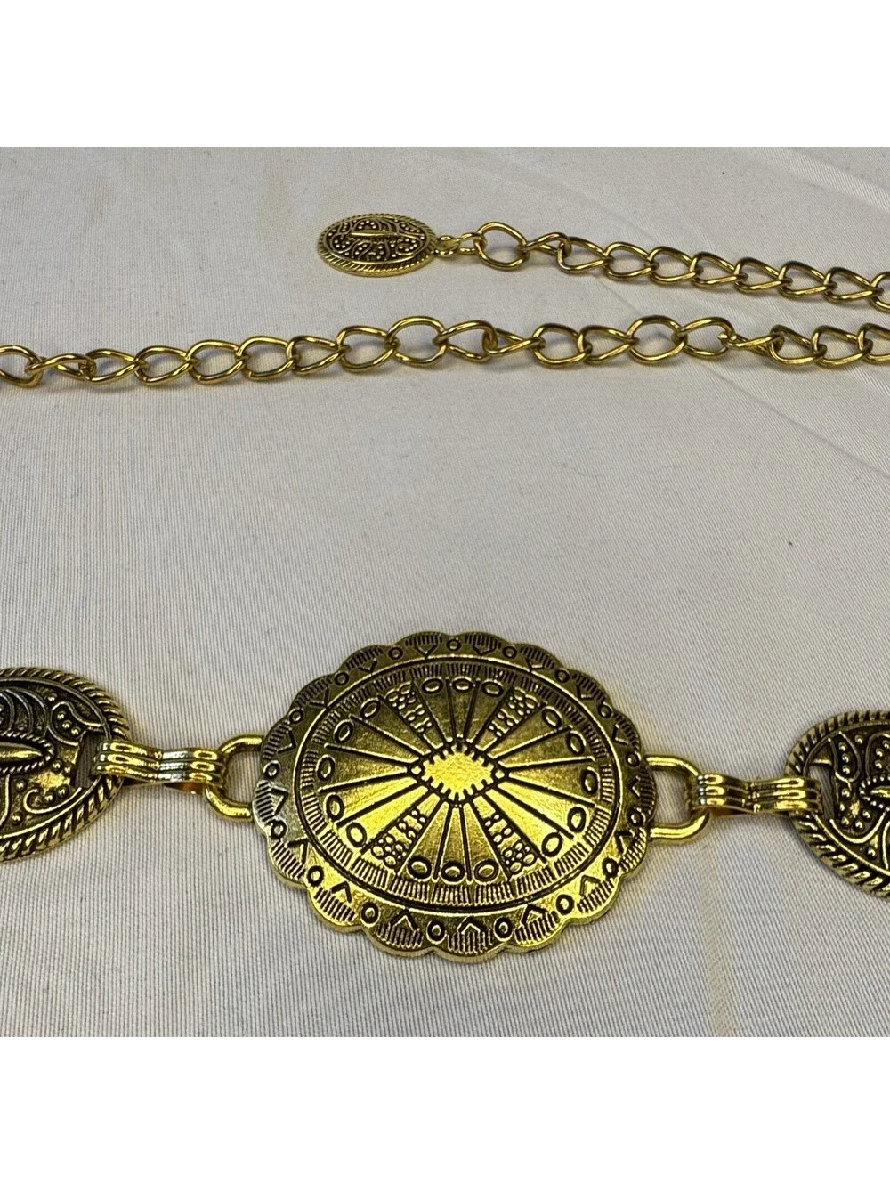 Unbranded Concho Chain Belt Gold S/M Oval Sunburst Western Boho NWOT